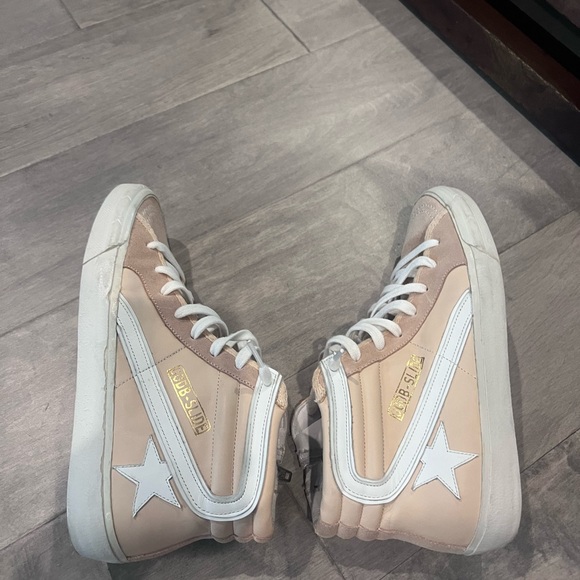 Golden Goose slides 39 - Picture 5 of 11